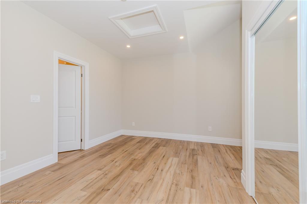 18 Tannery Street E Property Photo 36