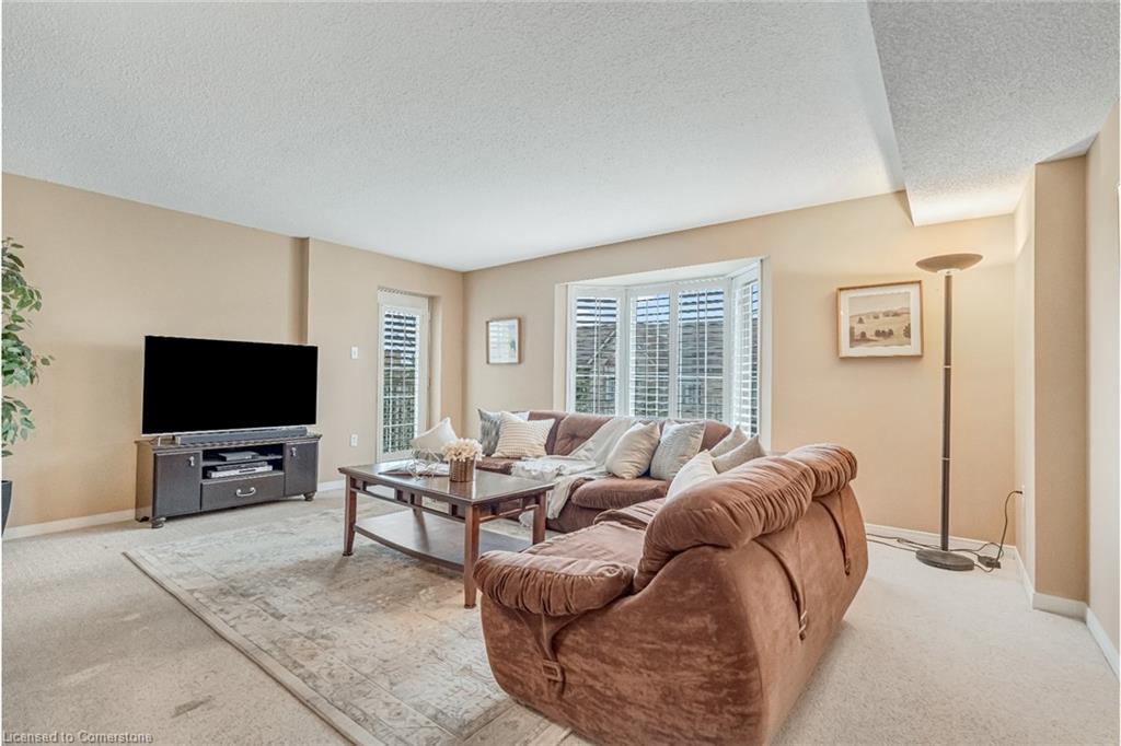 D403-216 Plains Road W Property Photo 11