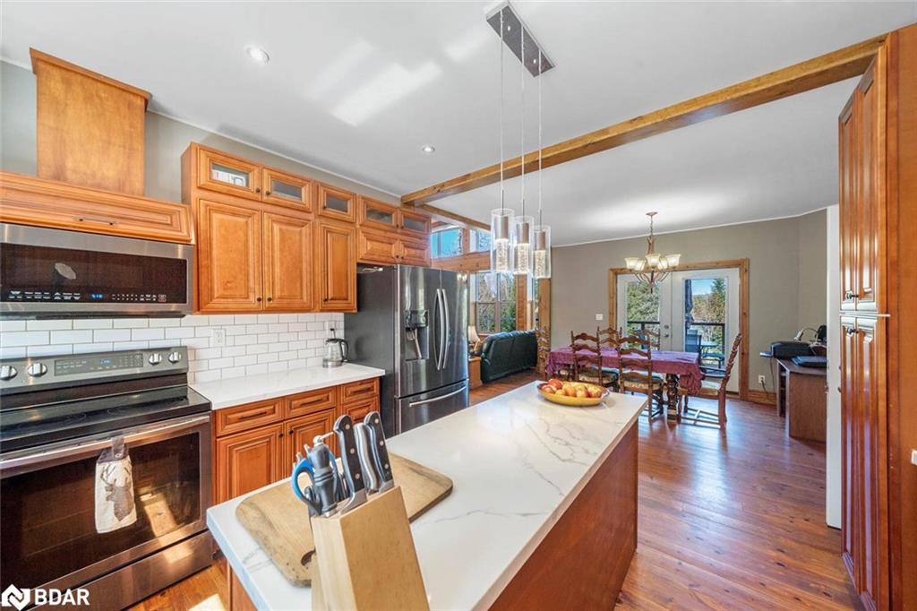 390 Pinegrove Road Property Photo 34