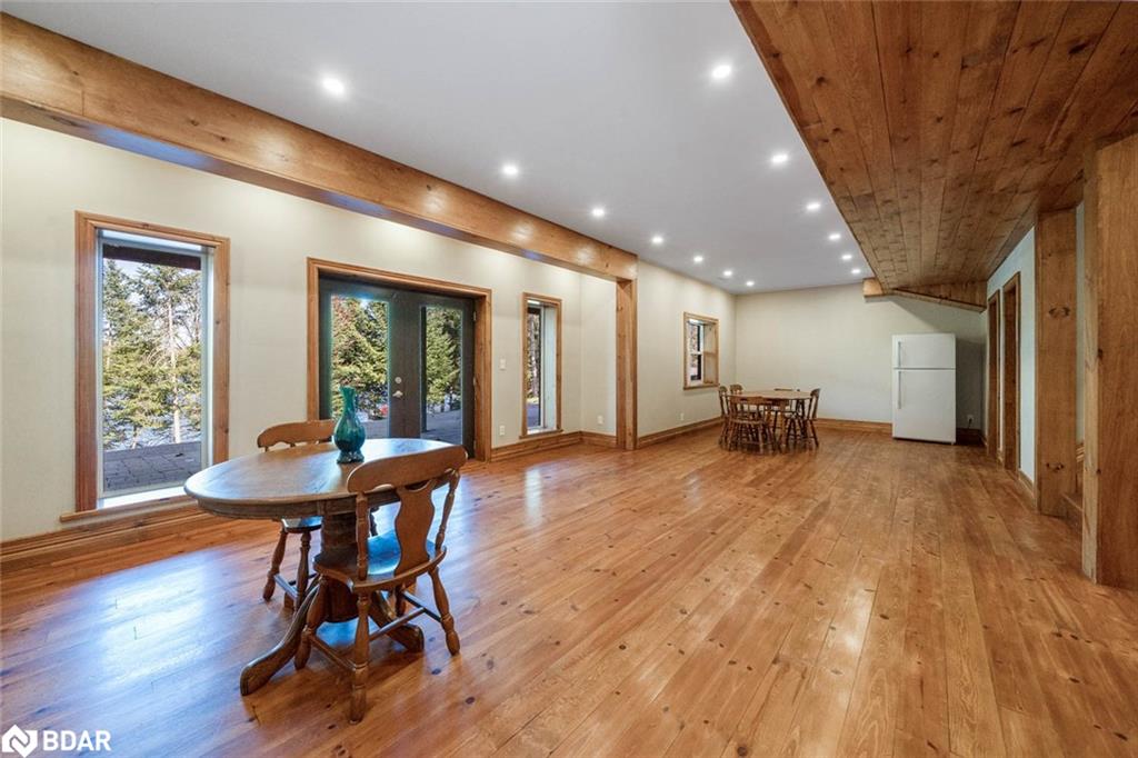 390 Pinegrove Road Property Photo 43