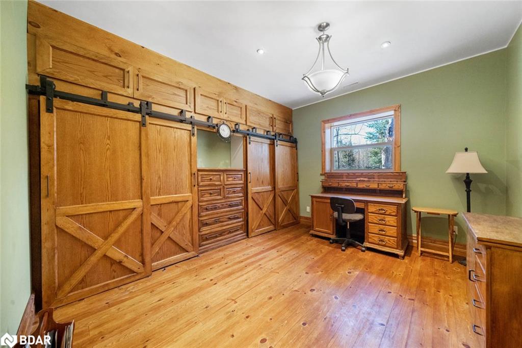 390 Pinegrove Road Property Photo 44
