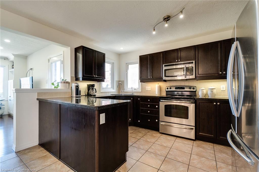 928 Dunblane Court Property Photo 18