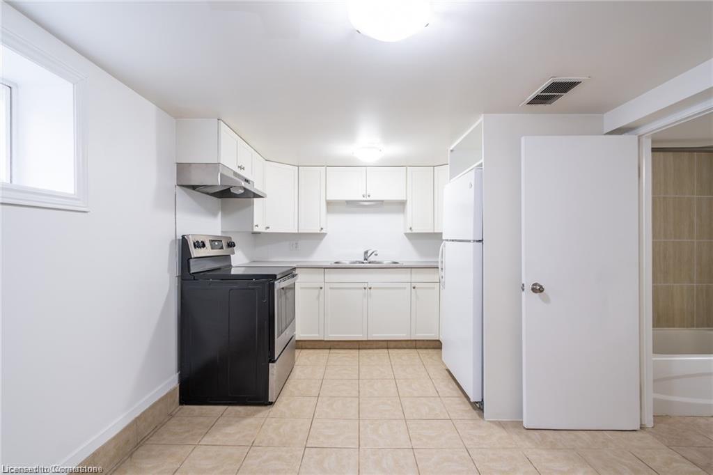 2-203 East 15th Street Property Photo 1