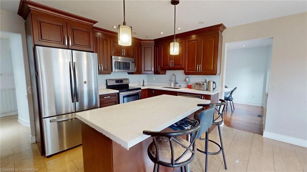 438 Ojibway Trail Property Photo 9