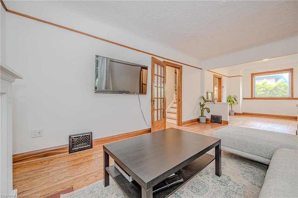 978 North Shore Boulevard W Property Photo 15