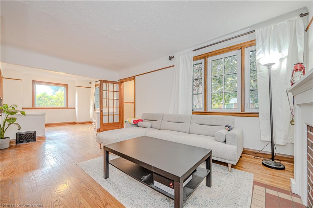 978 North Shore Boulevard W Property Photo 16