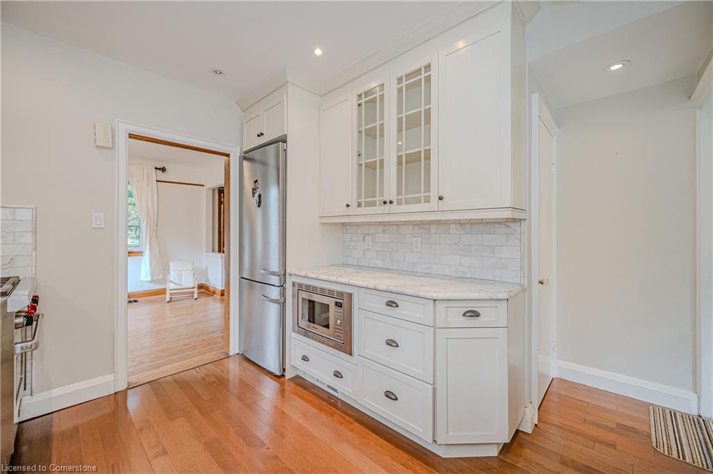 978 North Shore Boulevard W Property Photo 21