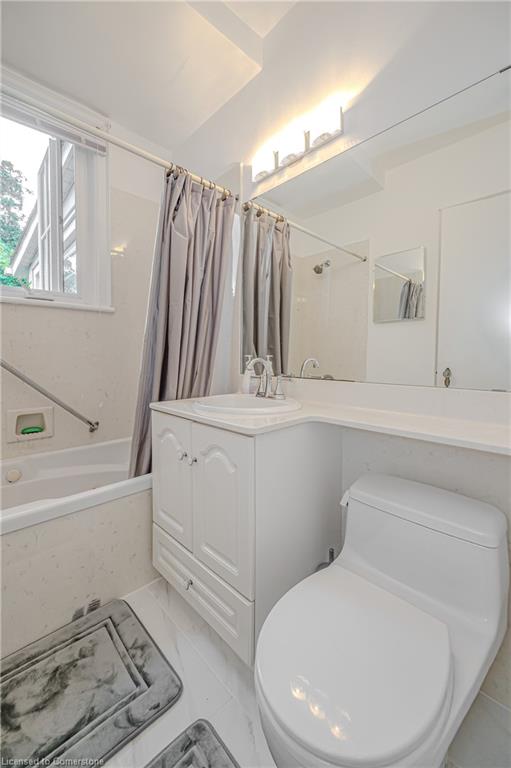 978 North Shore Boulevard W Property Photo 25