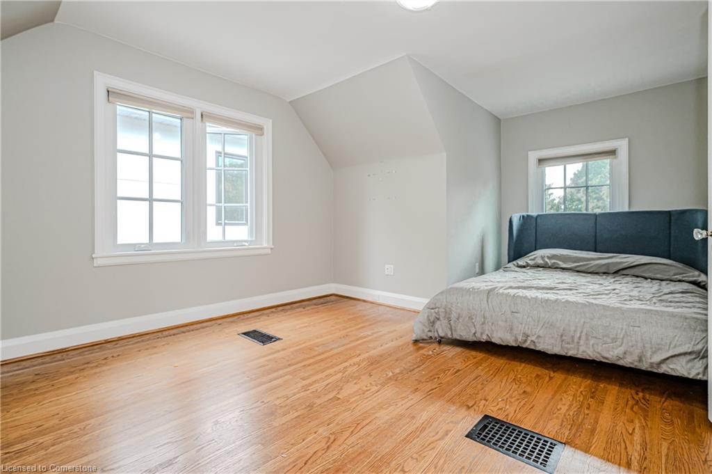 978 North Shore Boulevard W Property Photo 28