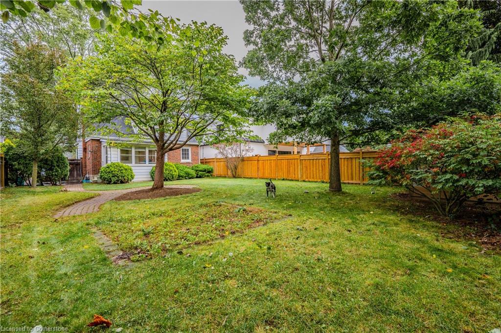 978 North Shore Boulevard W Property Photo 34
