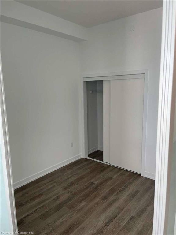 520-450 Dundas Street E Property Photo 16
