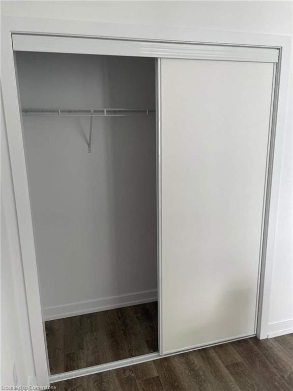 520-450 Dundas Street E Property Photo 17