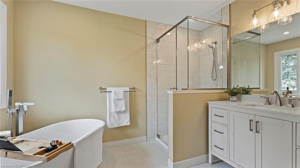 92 Race Street Property Photo 24