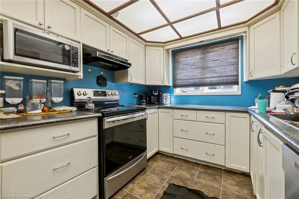 210 Valleyview Drive Property Photo 30