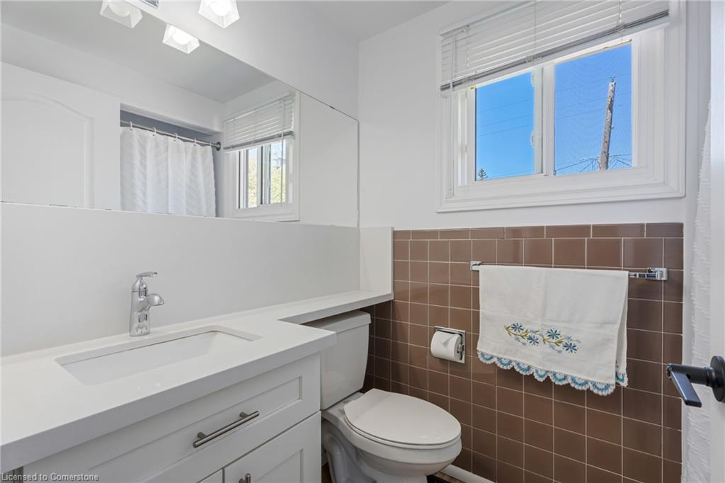 879 Upper Sherman Avenue Property Photo 18