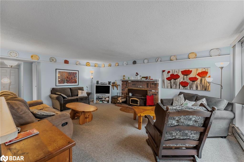 2617 Leonard Street Property Photo 24