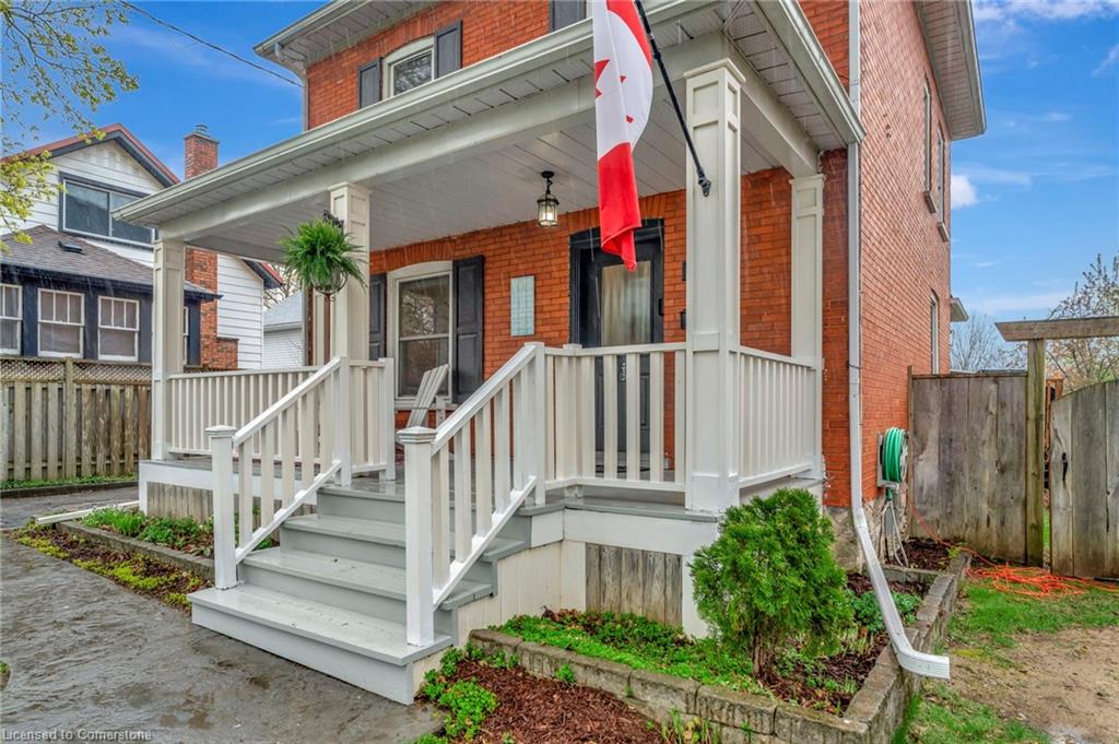 442 Lowther Street S Property Photo
