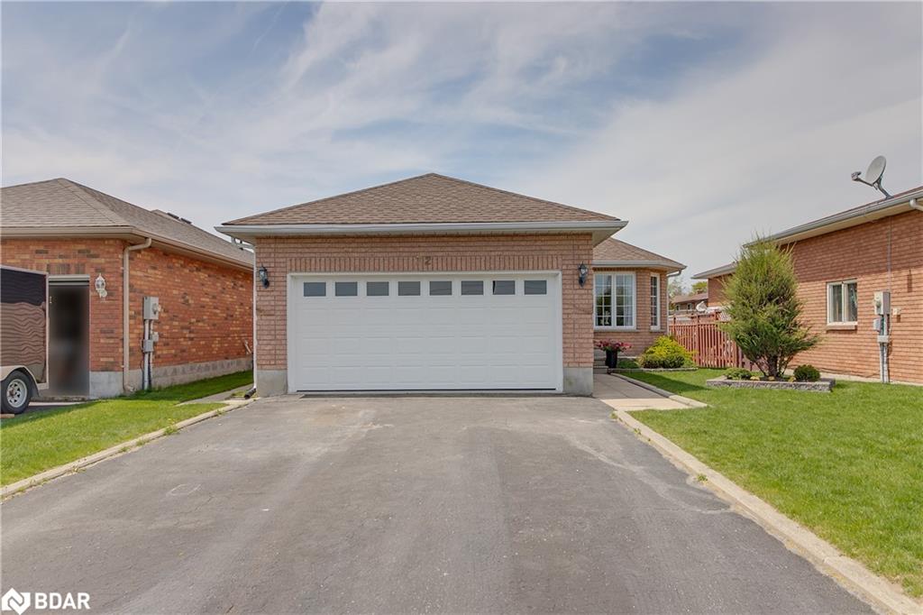72 Buchanan Street Property Photo 3
