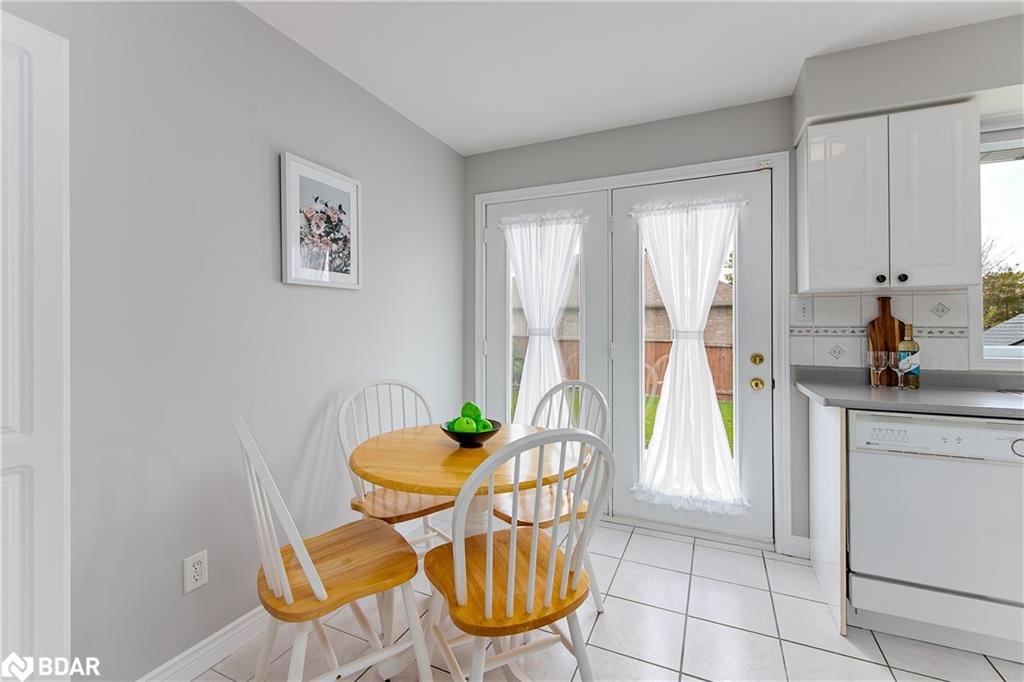72 Buchanan Street Property Photo 14