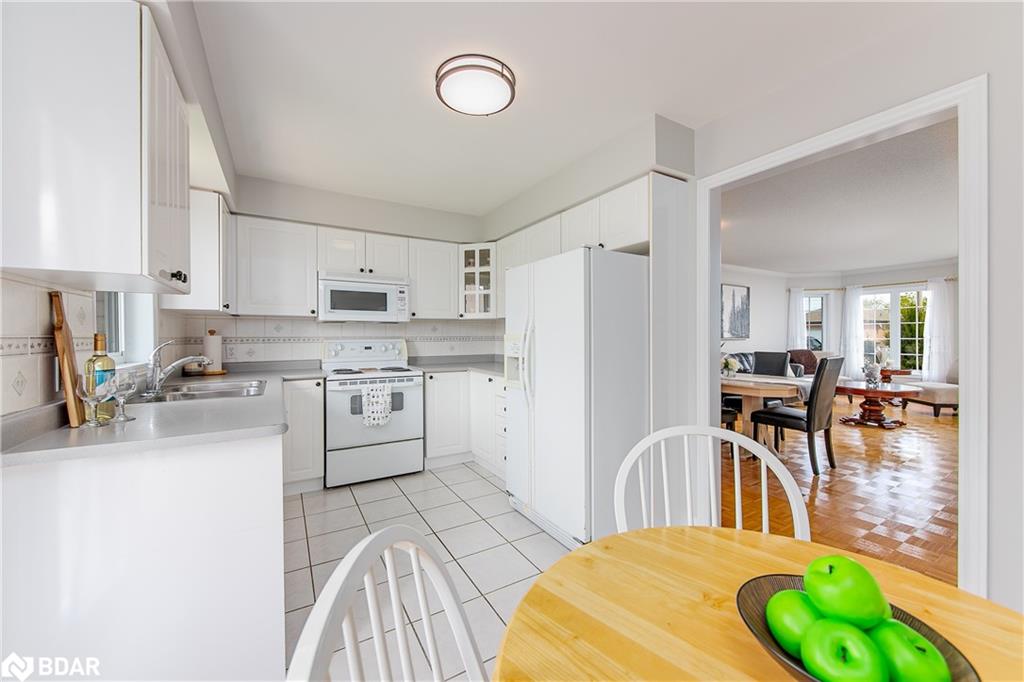 72 Buchanan Street Property Photo 16