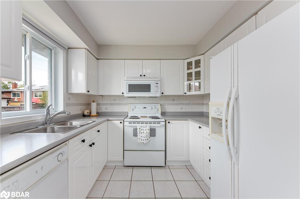 72 Buchanan Street Property Photo 18