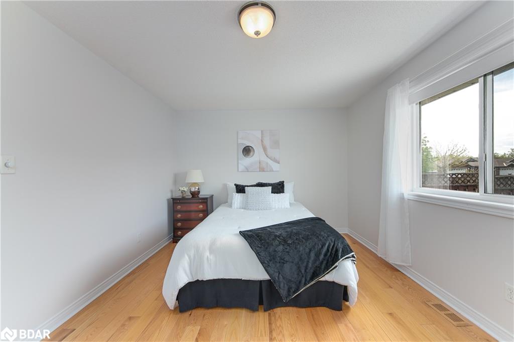 72 Buchanan Street Property Photo 23