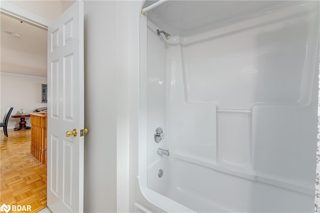 72 Buchanan Street Property Photo 30