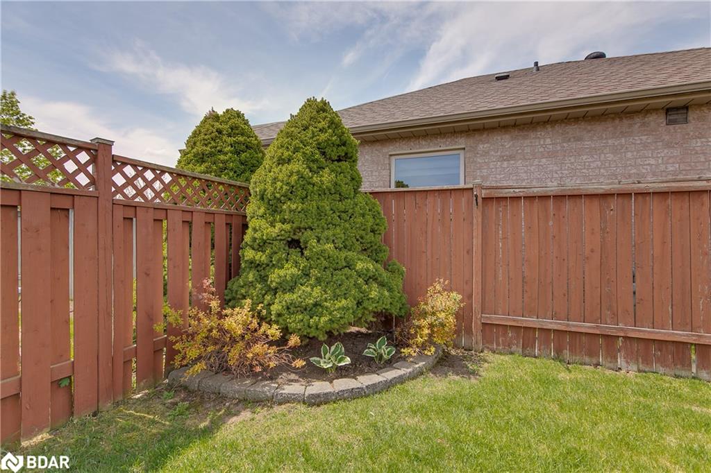 72 Buchanan Street Property Photo 48