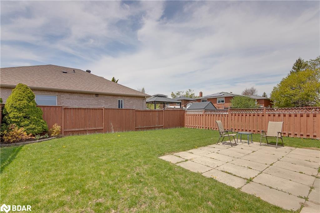 72 Buchanan Street Property Photo 50