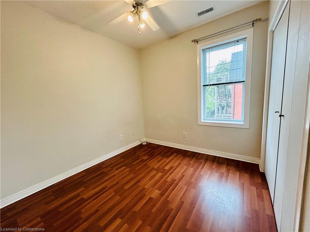 2-209 Balsam Avenue S Property Photo 12