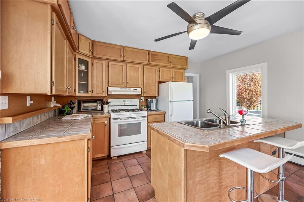 22 Tolhurst Avenue Property Photo 16