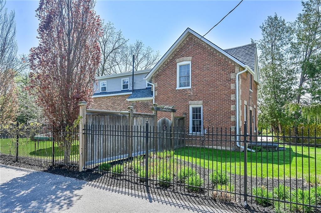 22 Tolhurst Avenue Property Photo 44