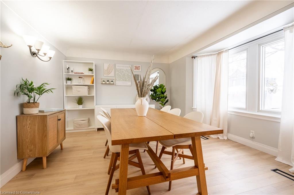 351 Queensdale Avenue E Property Photo 5