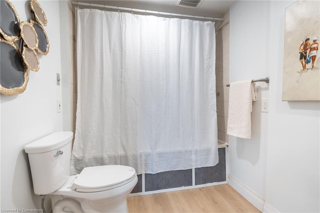 351 Queensdale Avenue E Property Photo 22