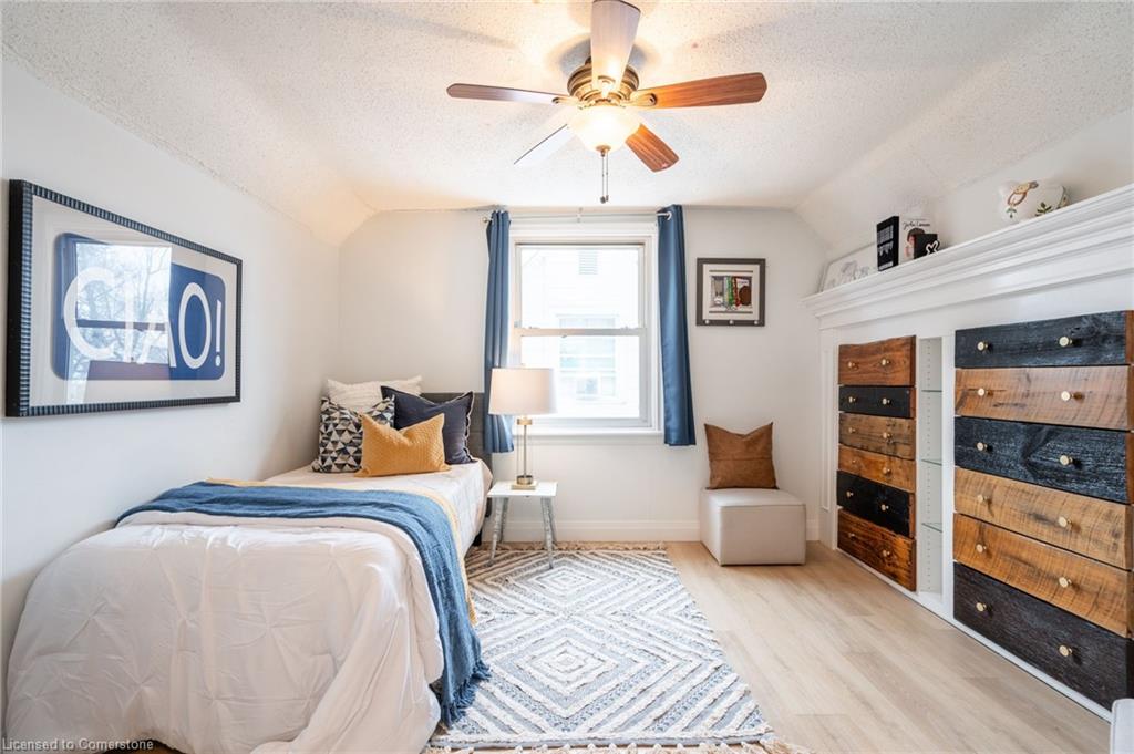 351 Queensdale Avenue E Property Photo 24