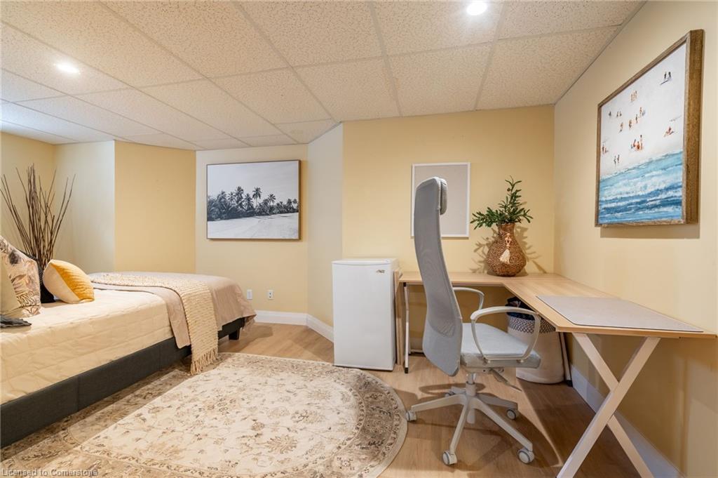 351 Queensdale Avenue E Property Photo 32