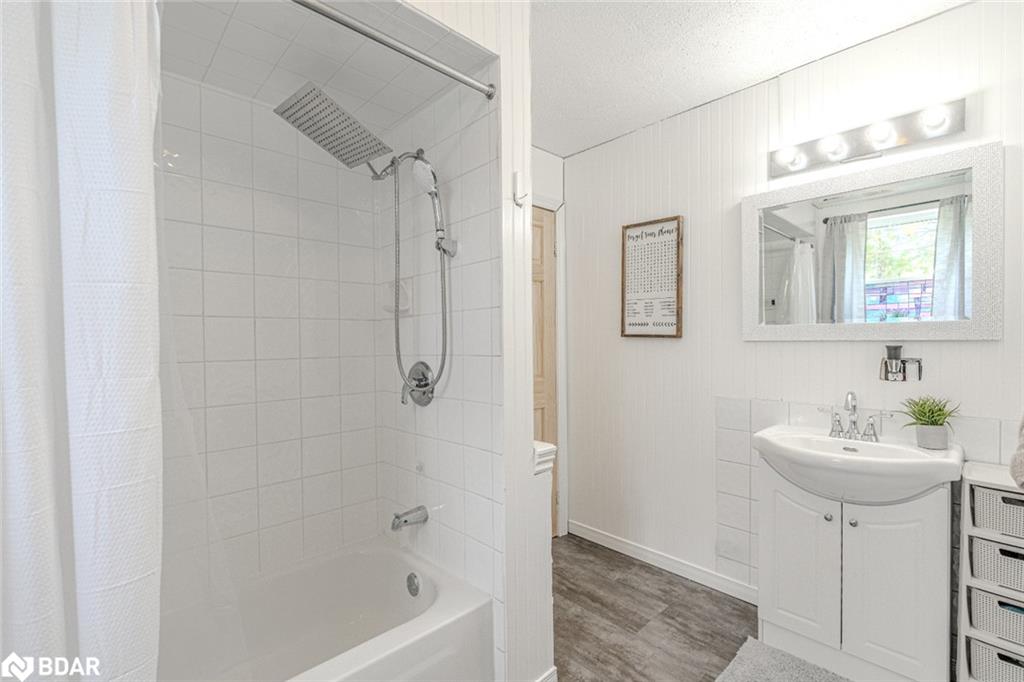 6 Mccutcheon Road Property Photo 12
