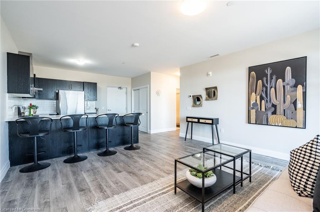 441-1 Redfern Avenue Property Photo 5