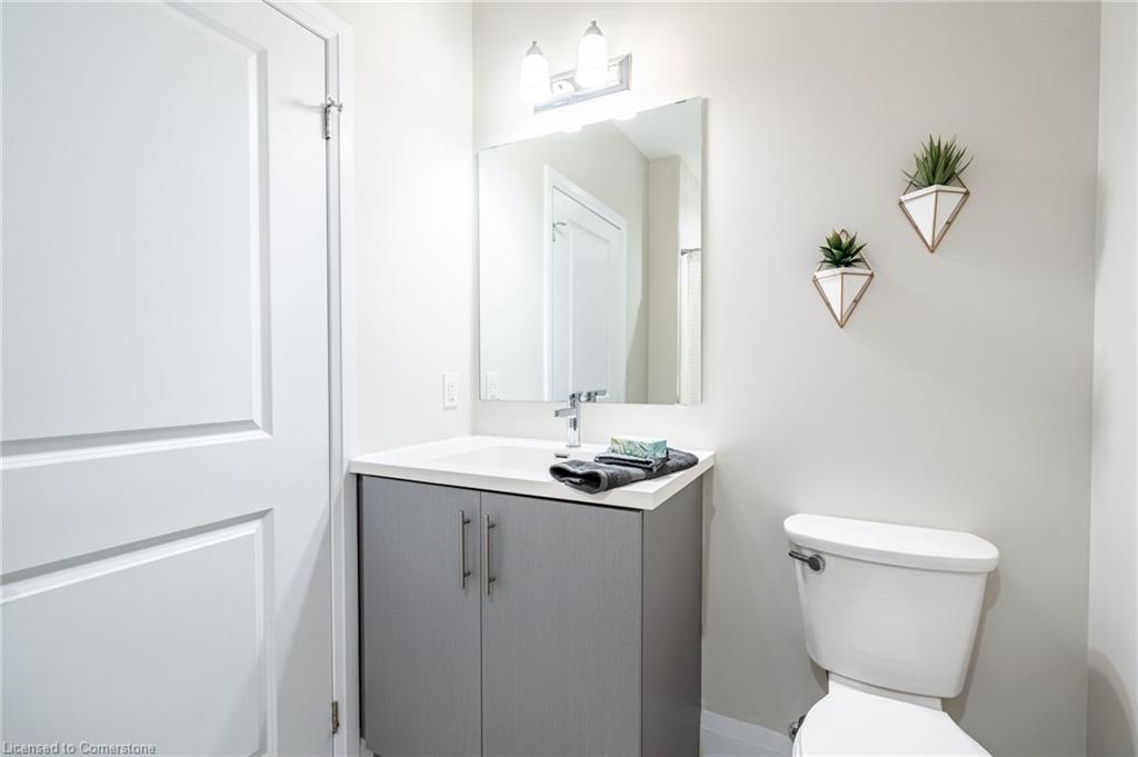 441-1 Redfern Avenue Property Photo 18