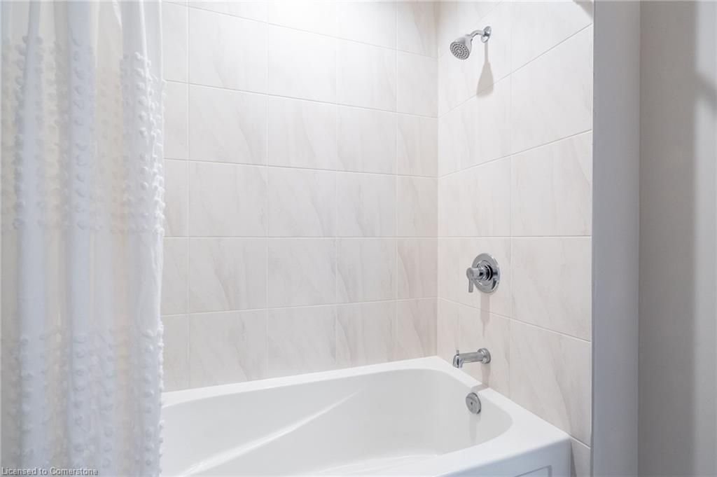441-1 Redfern Avenue Property Photo 19