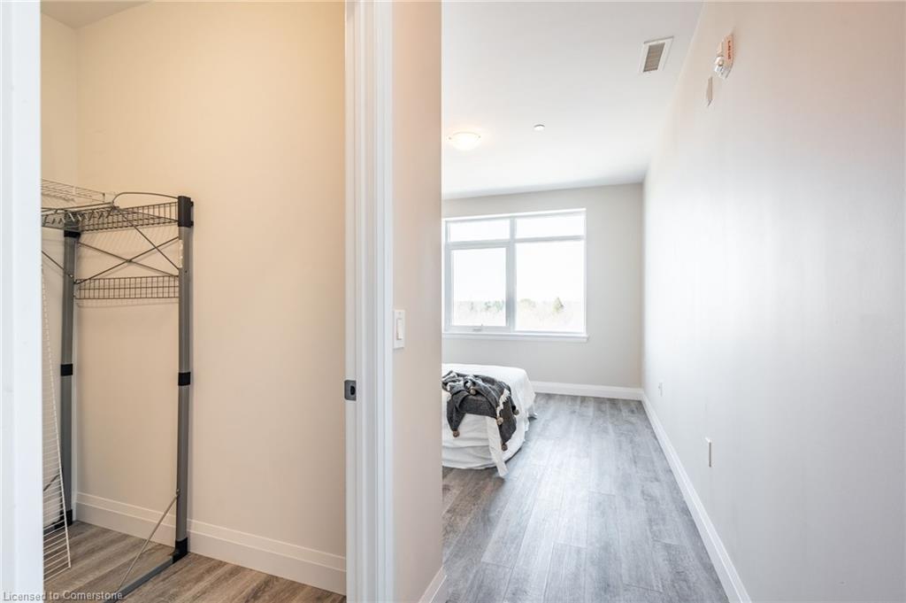 441-1 Redfern Avenue Property Photo 20