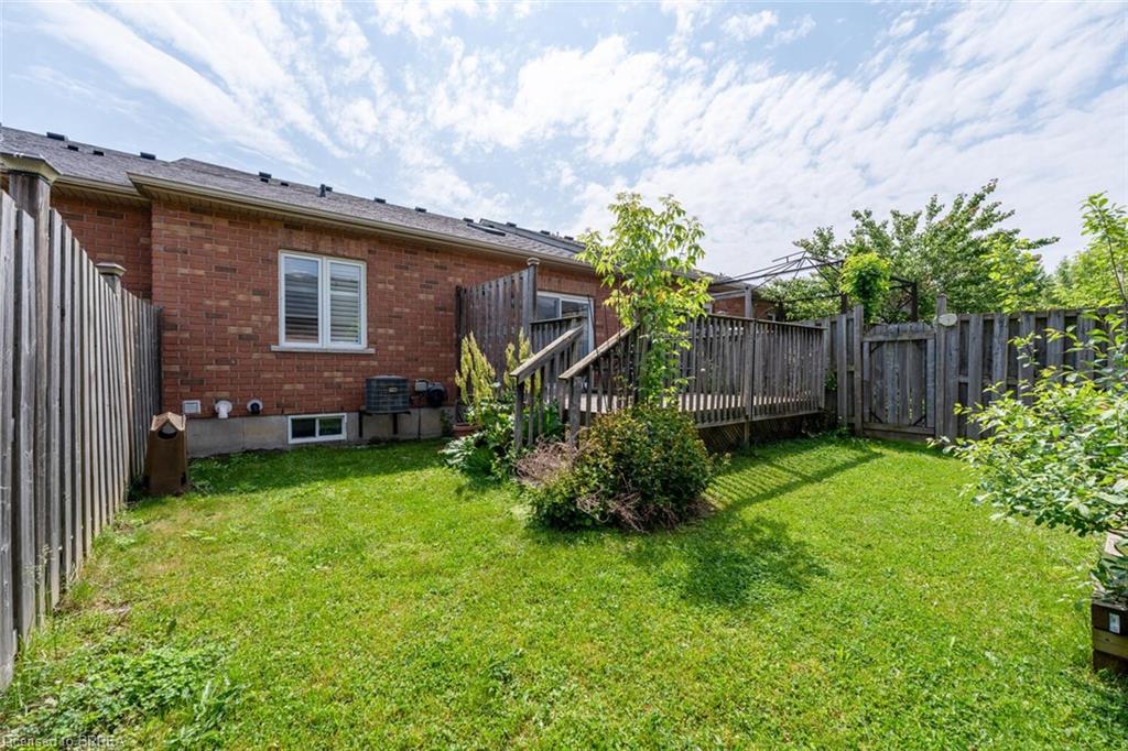 68 Garden Avenue Property Photo 28