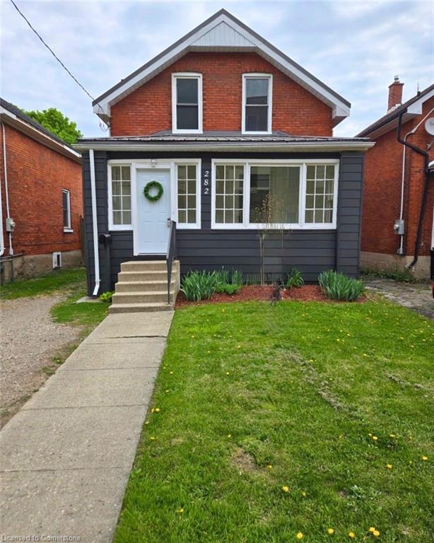 282 Douro Street Property Photo