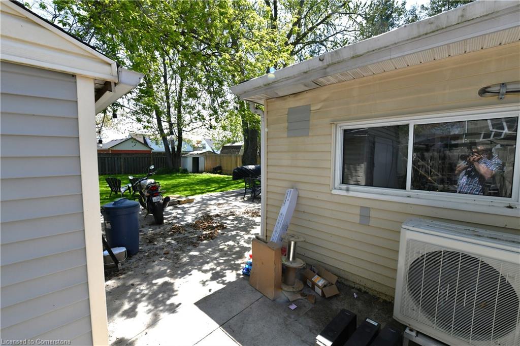 2070 Churchill Avenue Property Photo 4