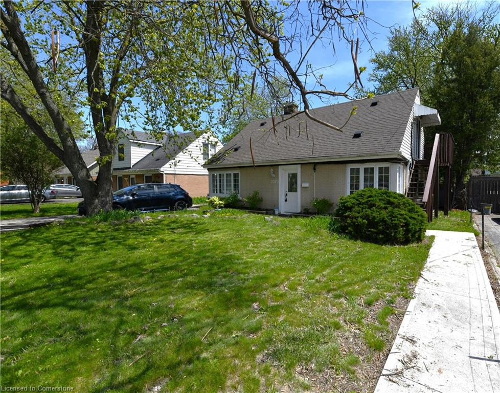 2070 Churchill Avenue Property Photo 15