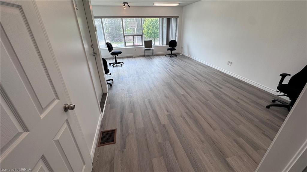 340 Henry Street Property Photo 2