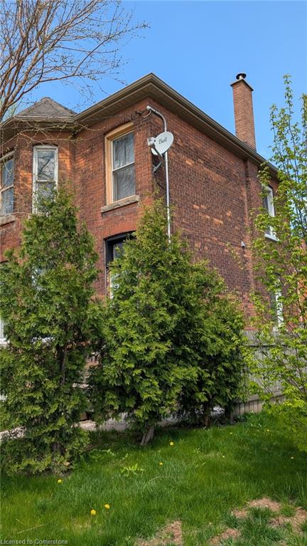 469 King William Street Property Photo 2