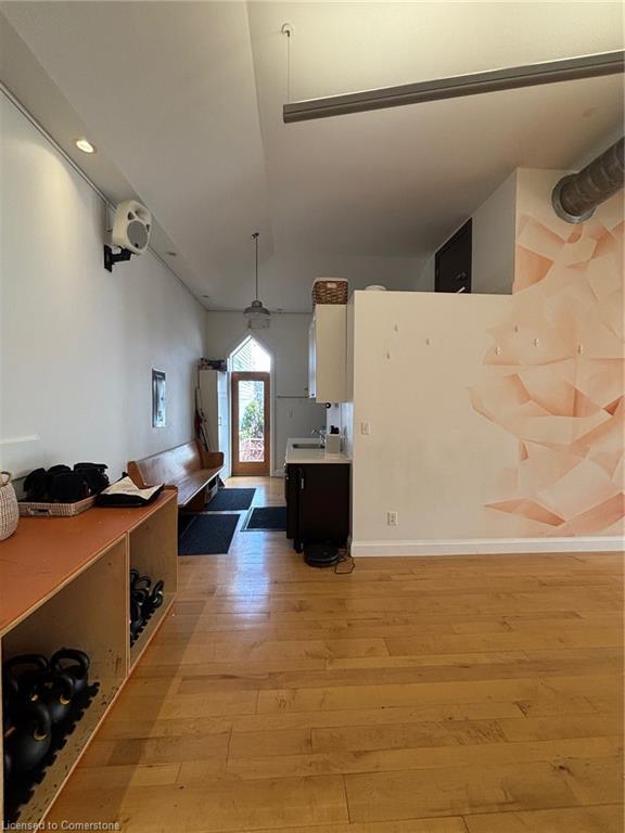 140 Locke Street S Property Photo 10
