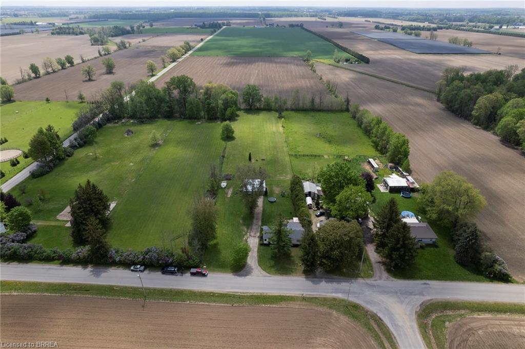 129 10th Concession Road Property Photo 6