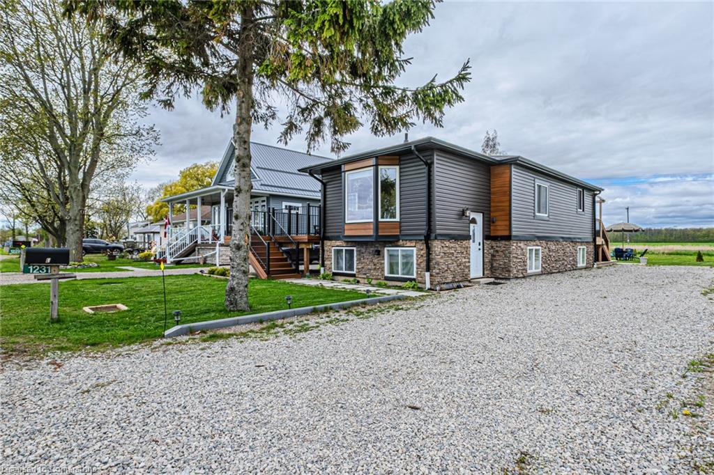 1231 Lakeshore Road Property Photo 6